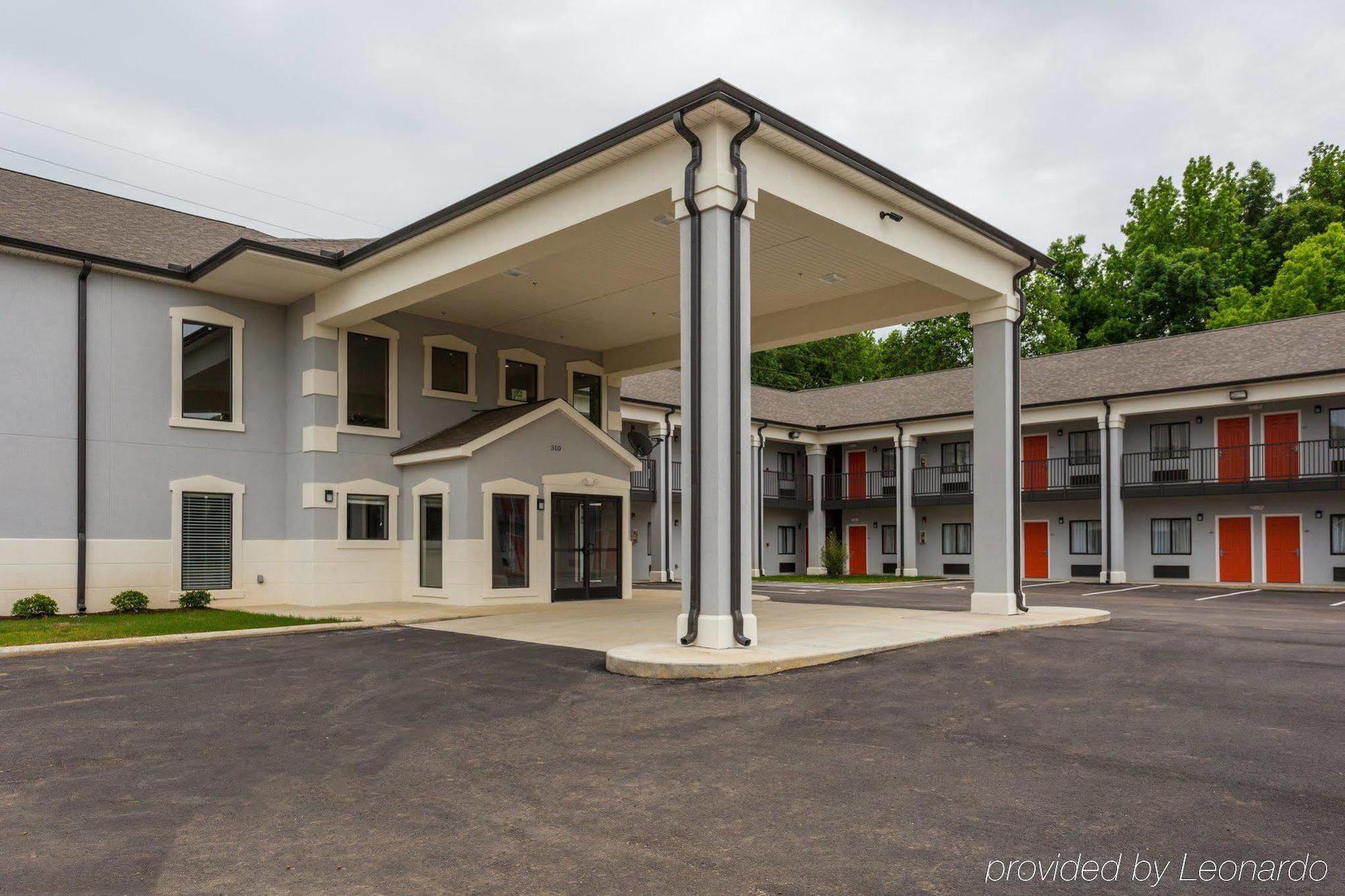 Super 8 By Wyndham Charleston Sikeston East Mo Motel Exterior photo